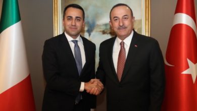 وزير الخارجية الجزائري ونظيره الإيطالي