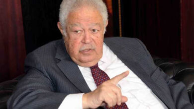 رجائي عطية- نقيب المحامين