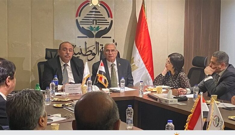 جانب من اجتماع حزب الجبهة