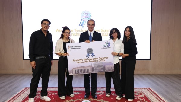 عمرو طلعت -وزير الاتصالات